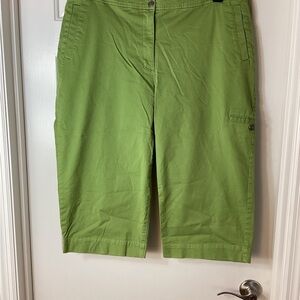 Chico's Vibrant Green Capris